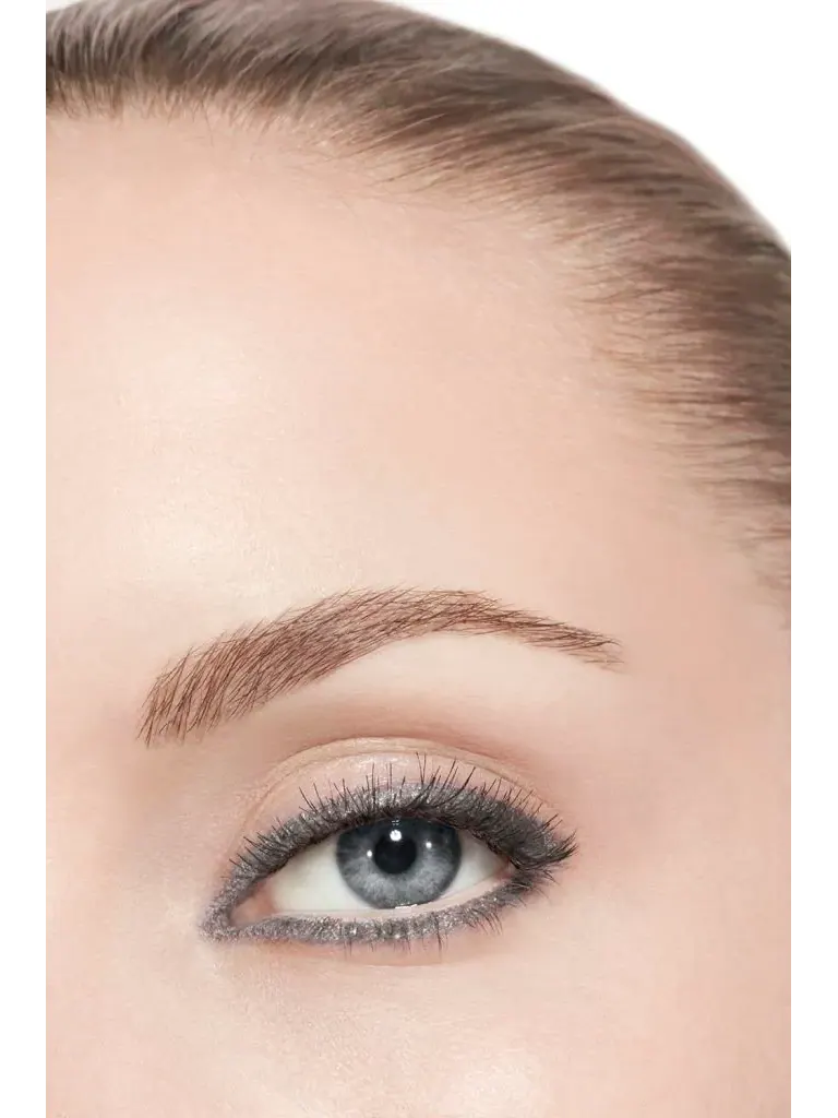 Водостойкий карандаш для глаз Chanel Stylo Yeux, 42 gris graphite, 0,3 г — изображение 4 из 5