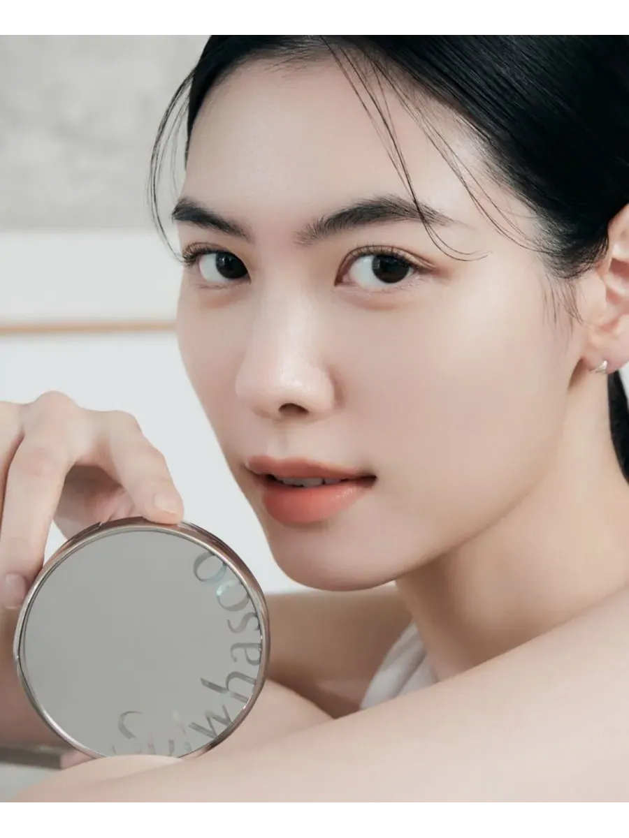 Тональная основа Perfecting No. 17 Cushion Foundation Sulwhasoo — изображение 7 из 7