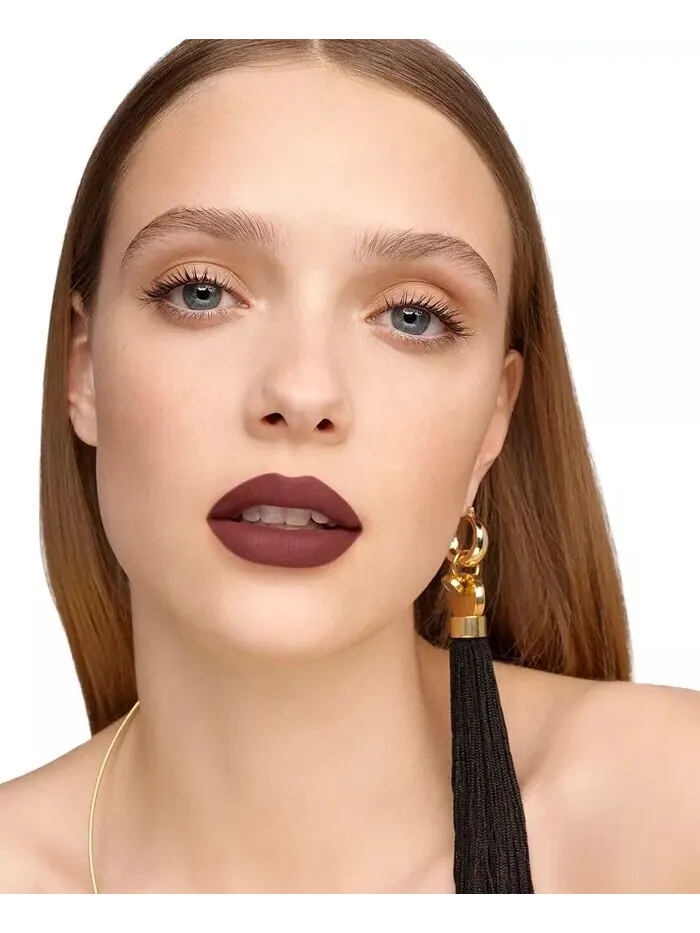 Сменный блок матовой помады Fabulous Kiss Carolina Herrera — изображение 5 из 8