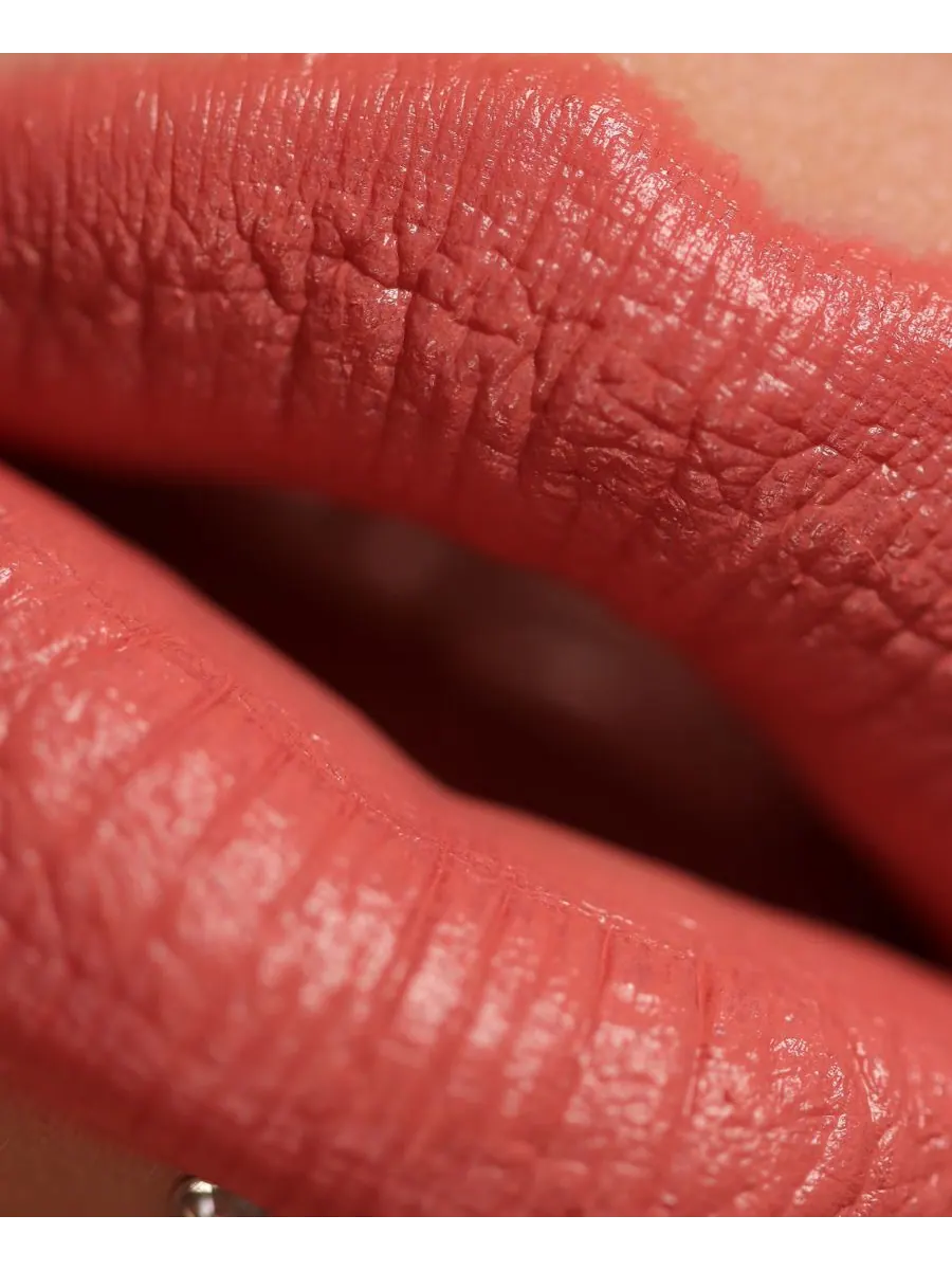 Помада-карандаш Lipstique Lord & Berry, цвет charme — изображение 3 из 8