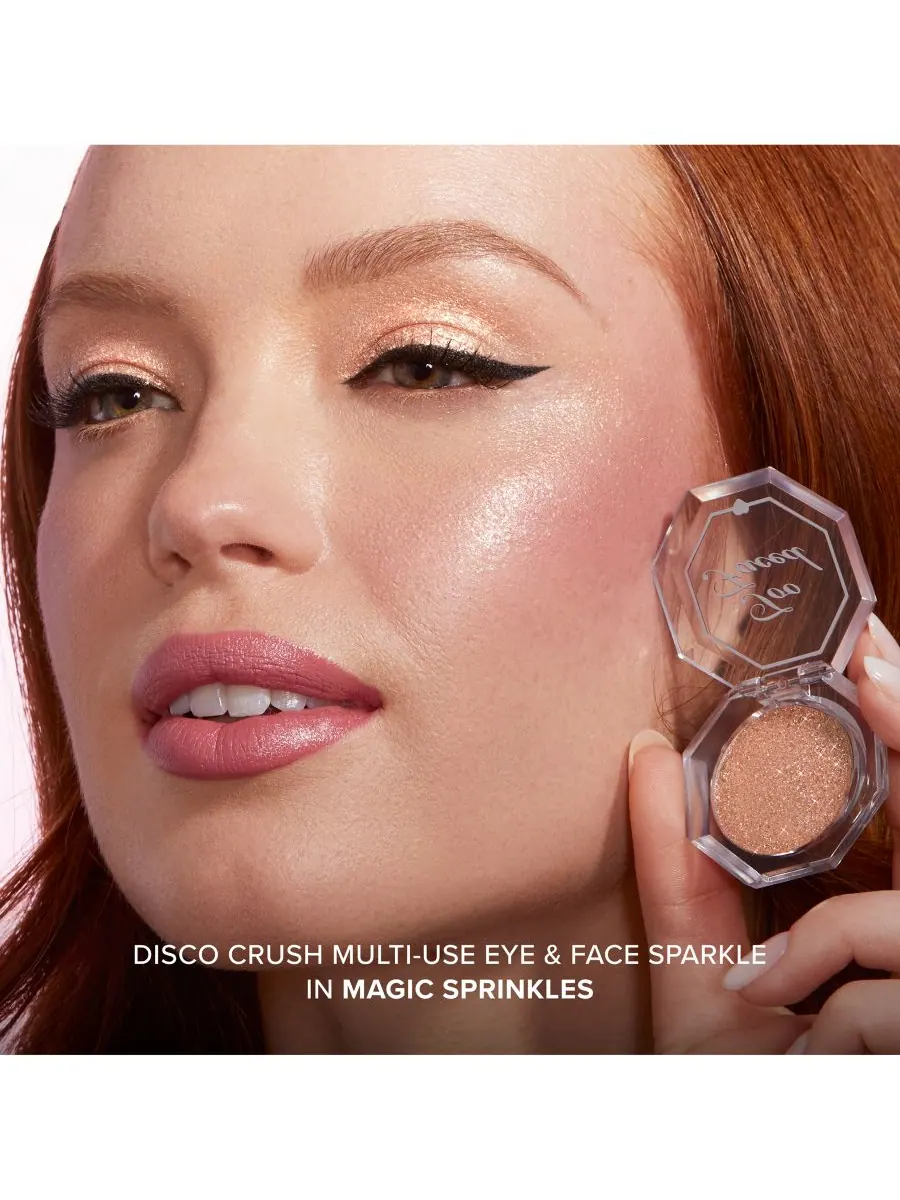 Блестящий мерцающий блеск для глаз и лица Disco Crush Too Faced, цвет magic sprinkles — изображение 7 из 10