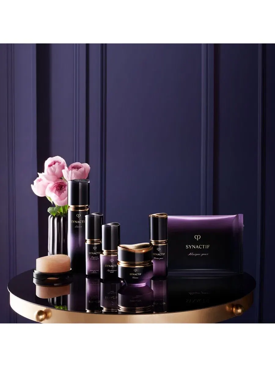 Гель для умывания Cle De Peau Beaute — Synactif для шеи и декольте, 74 г — изображение 3 из 6