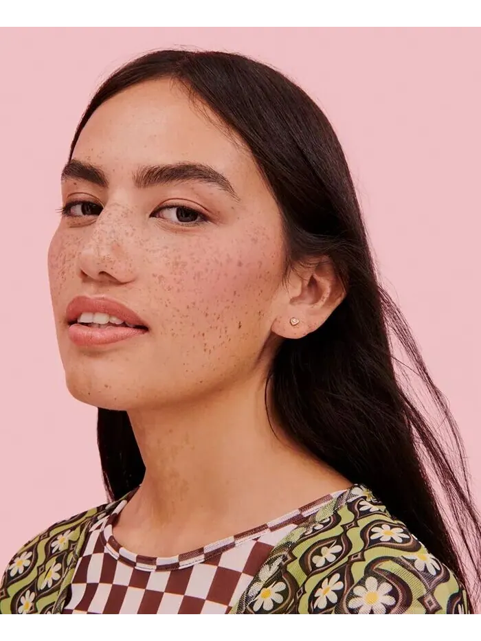 Румяна Benefit Cosmetics WANDERful World Dandelion — изображение 6 из 12