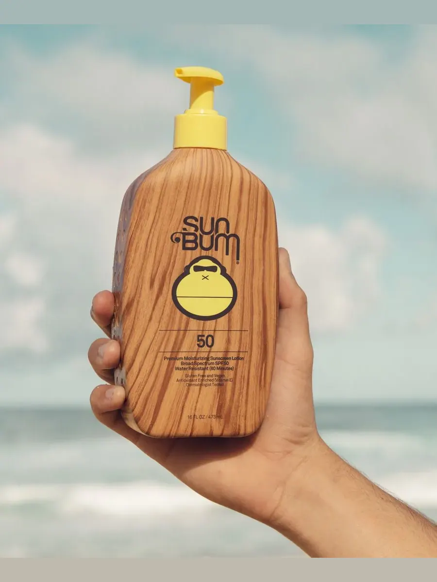 Sun Bum Увлажняющий солнцезащитный лосьон премиум-класса SPF 50, 450 мл — изображение 3 из 6