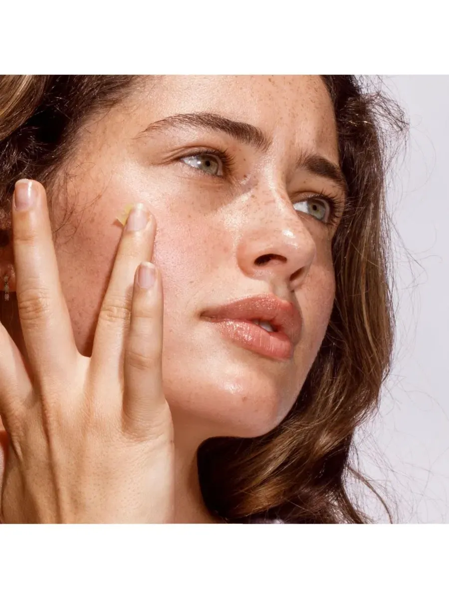 Бальзам для лица и губ успокаивающий с куркумой и календулой, 50 мл The Organic Skin Co. — изображение 3 из 6