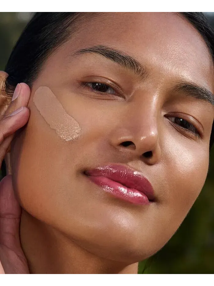 Солнцезащитный крем для лица UV Plus с защитой от загрязнений SPF 50 Clarins — изображение 3 из 5