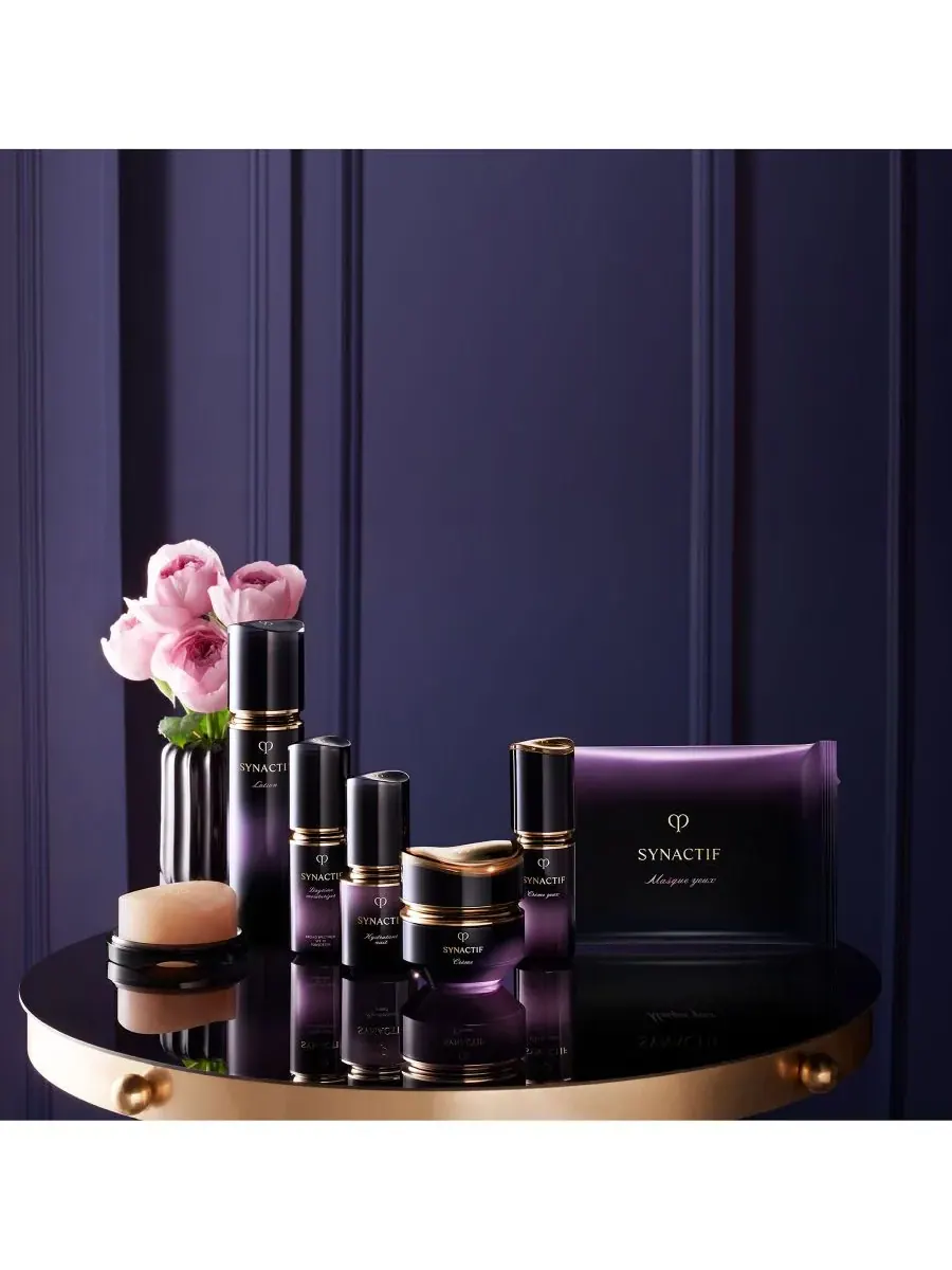 Крем для лица SPF CLE DE PEAU BEAUTE Clé de Beauté Увлажняющий дневной Synactif с — изображение 4 из 5