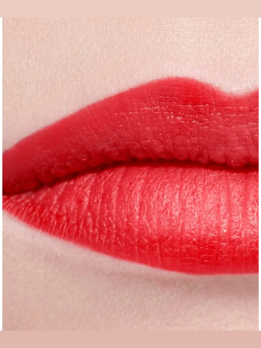 Сияющая матовая помада CHANEL, 47 flamboyante, 3.5 г — изображение 6 из 6
