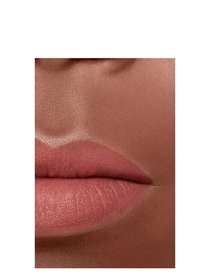 Губная помада Chanel Rouge Allure Velvet — изображение 5 из 7