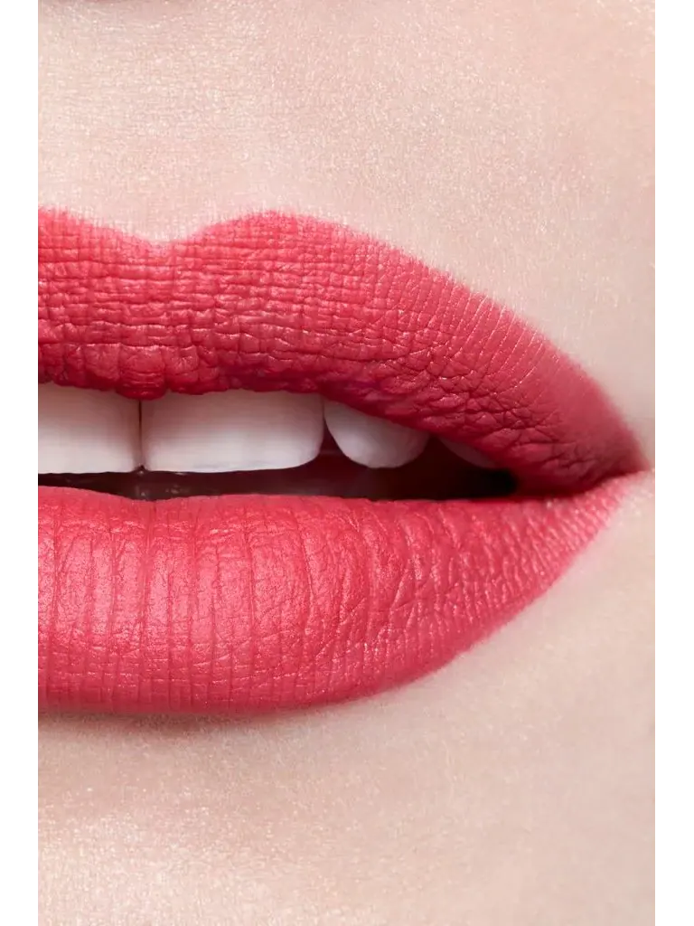 Губная помада Chanel Rouge Allure Velvet, 43 la favorite, 3,5 г — изображение 4 из 6