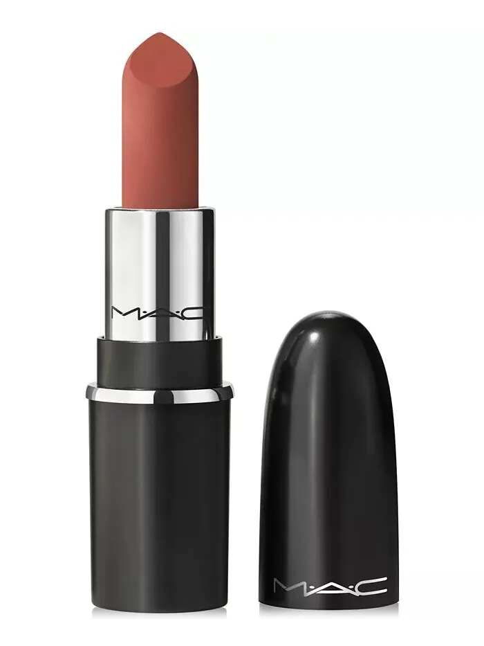 Мини-помада MACximal Silky Matte Lipstick, 0,03 унции, цвет Ruby Woo — изображение 4 из 9