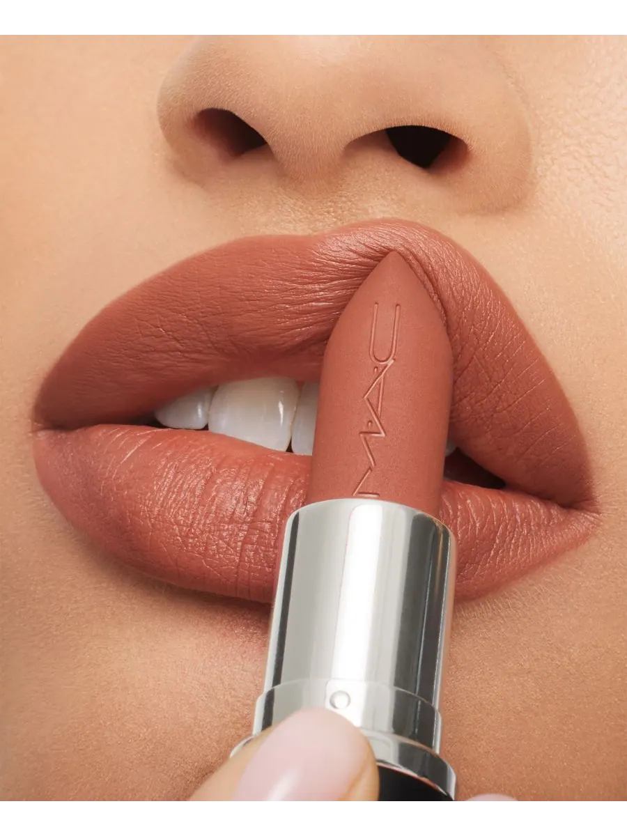 Мини-версия матовой помады MACximal Silky Matte Lipstick, 0,05 унции MAC, цвет warm teddy — изображение 5 из 8