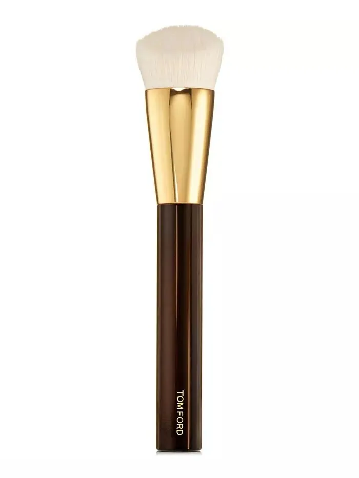 Кисть для тональной основы Shade & Illuminate 2.5 Tom Ford