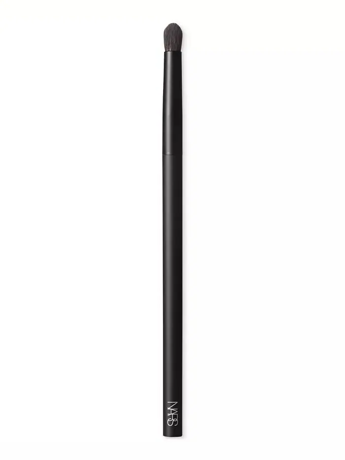 #25 Кисть для растушевки Nars