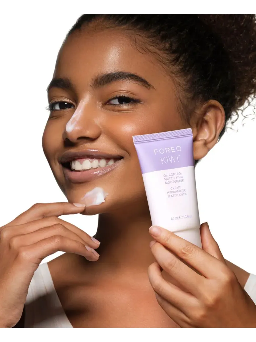 FOREO Увлажняющий матирующий крем KIWI для контроля жирности кожи — изображение 3 из 4