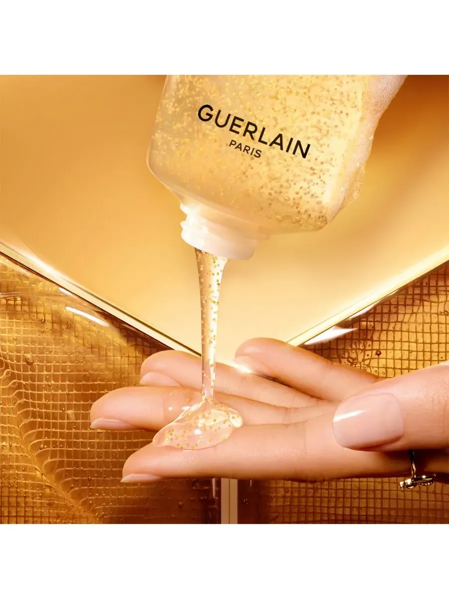 Гель для умывания Guerlain — Очищающая гель-пенка Abeille Royale — изображение 9 из 10