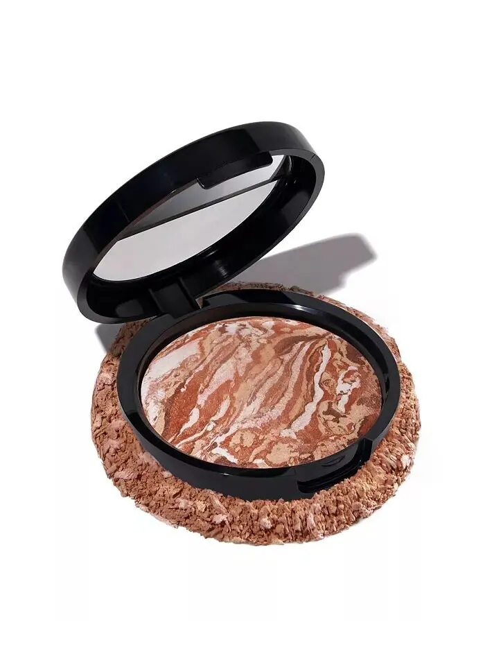 Универсальный бронзатор Baked Bronze-N-Brighten Laura Geller Beauty — изображение 11 из 24