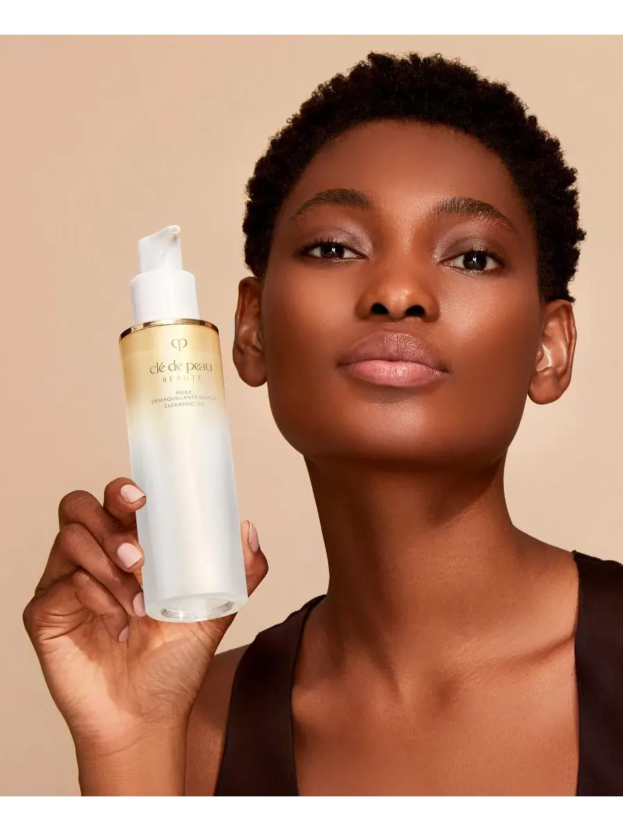 Гель для умывания Cle De Peau Beaute — Clé de Beauté Очищающее масло, 200 мл — изображение 5 из 5
