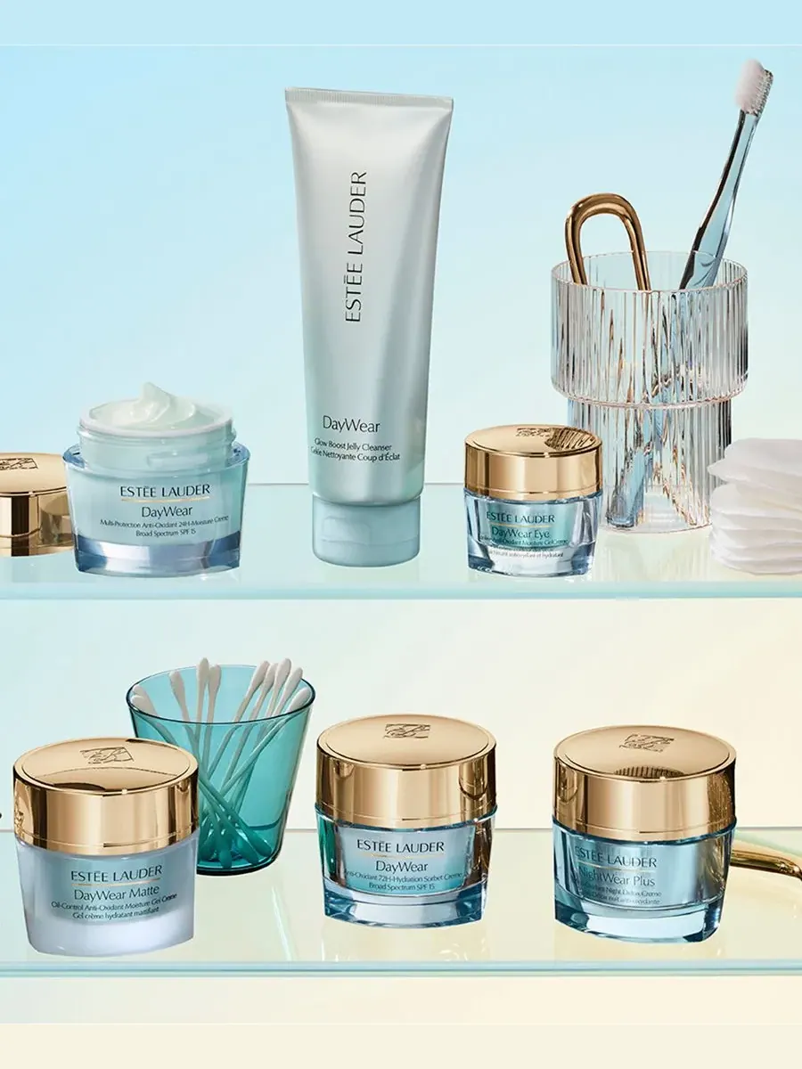 Гель для умывания Estée Lauder DayWear Glow Boost, увлажняющий, для комбинированной кожи, 120 мл — изображение 8 из 8