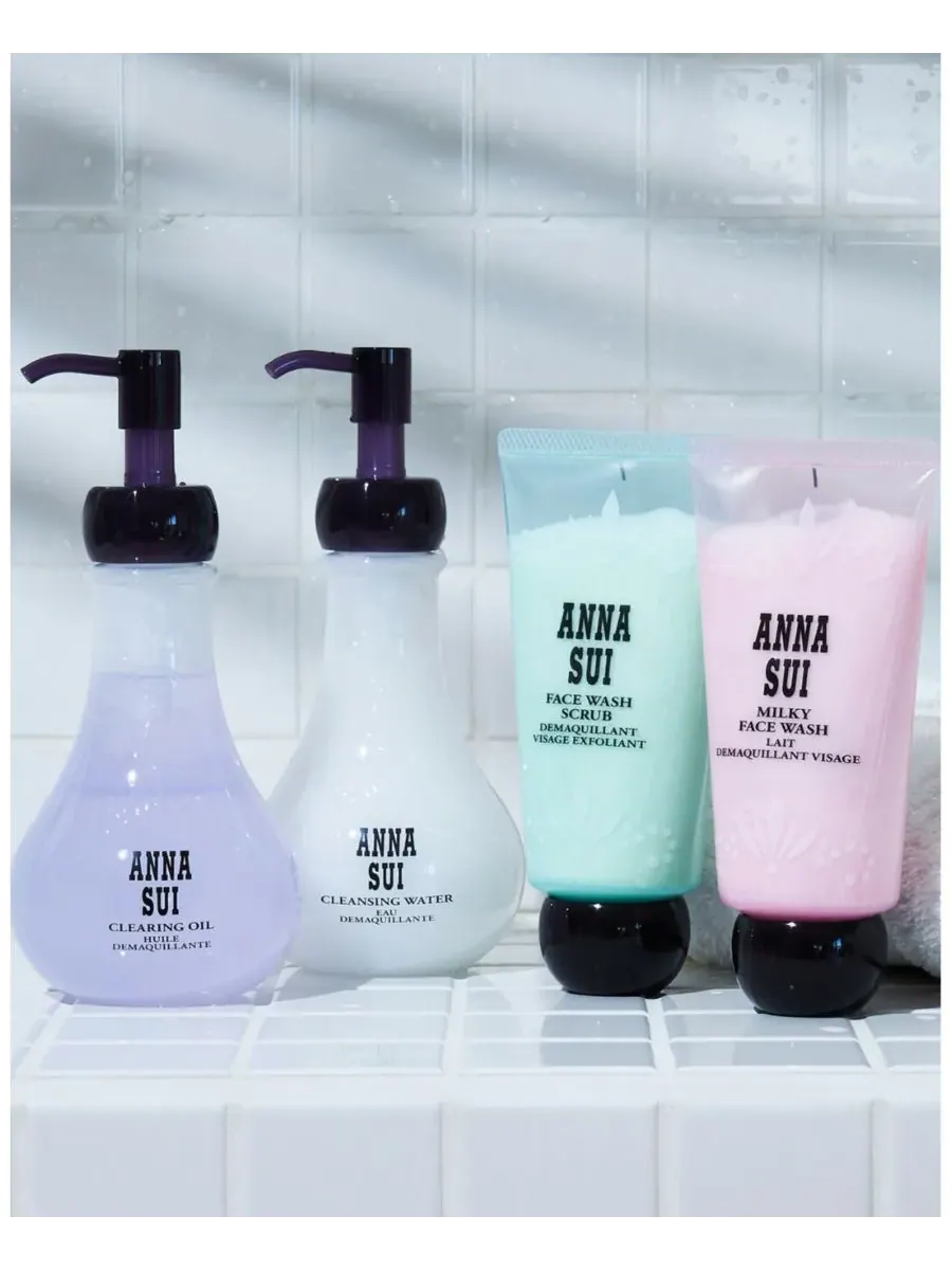Скраб Anna Sui — Для умывания лица — изображение 3 из 3