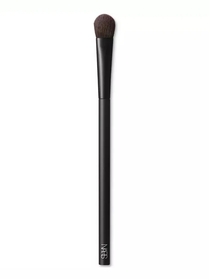 #20 Кисть для нанесения теней по всей поверхности Nars