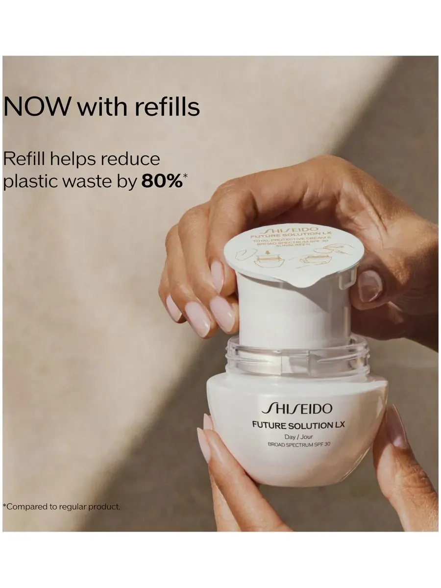 Shiseido Сменный блок крема для защиты от солнца Future Solution LX Total Protective Cream SPF 30 — изображение 3 из 5