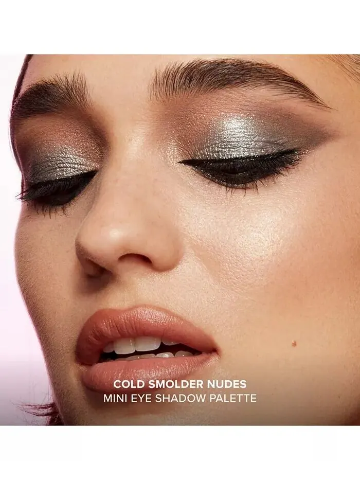 Born This Way Холодная мини-палетка нейтральных теней для век Too Faced — изображение 5 из 9