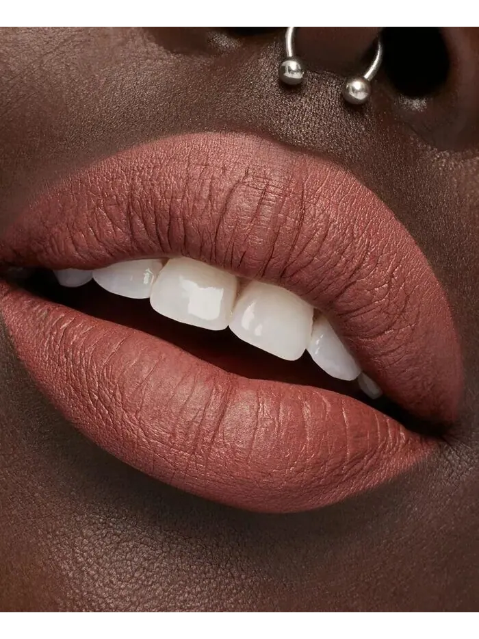 Macximal Viva Glam Шелковистая матовая губная помада, 0,1 унции, цвет Viva Planet — изображение 6 из 6