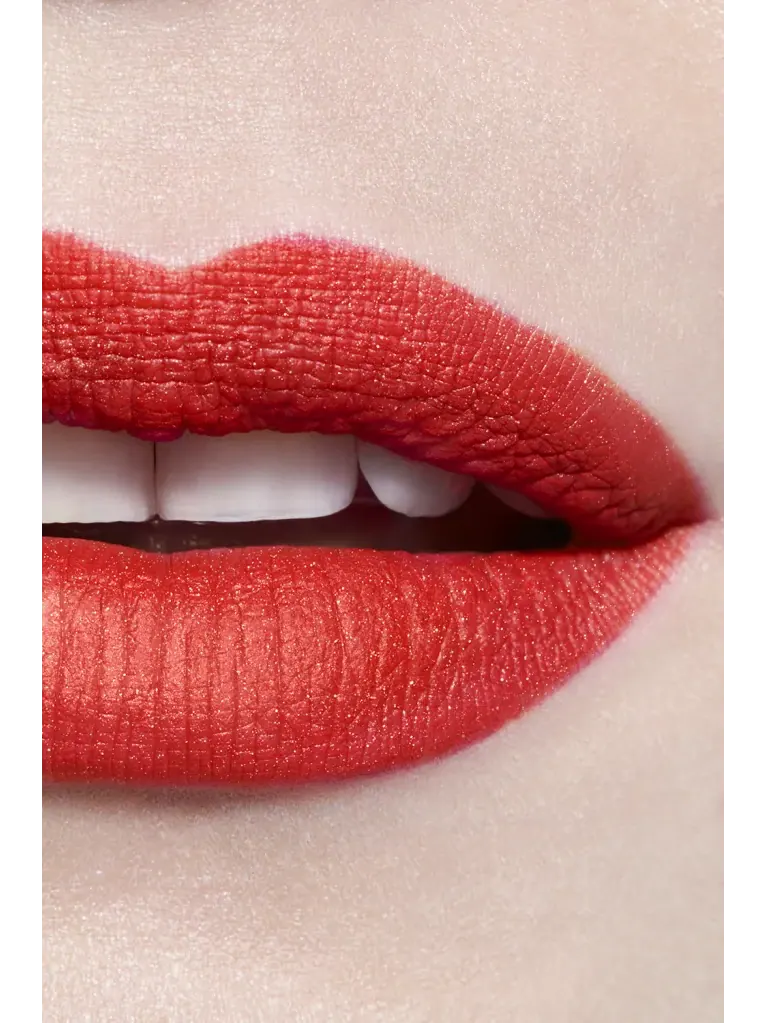 Губная помада Chanel Rouge Allure Velvet, 56 rouge charnel, 3,5 г — изображение 4 из 6