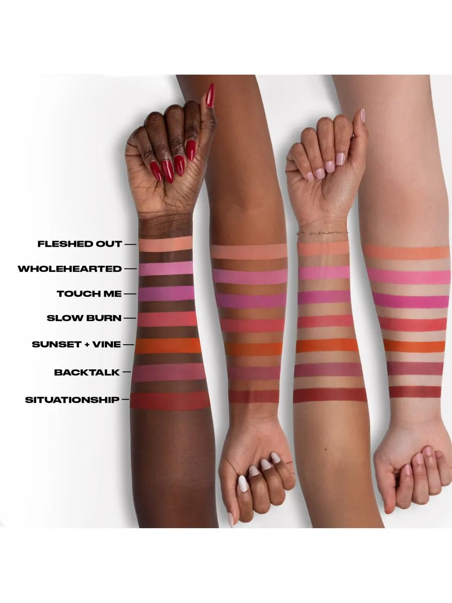 Румяна Face Bond Blush Suede Urban Decay, цвет backtalk — изображение 3 из 7