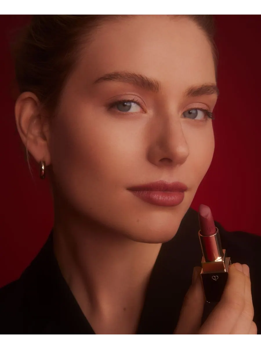 Матовая помада Clé de Peau Beauté, цвет 114-splendorous — изображение 6 из 6