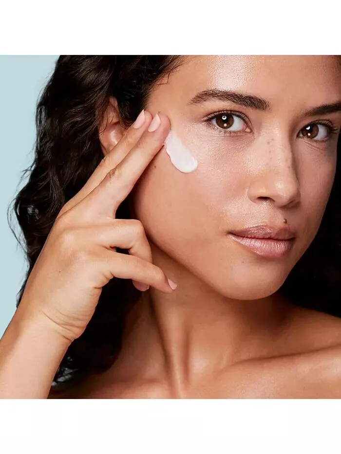 Крем для лица Clarins — Ночной увлажняющий Hydra-Essentiel с двойной гиалуроновой кислотой — изображение 5 из 9