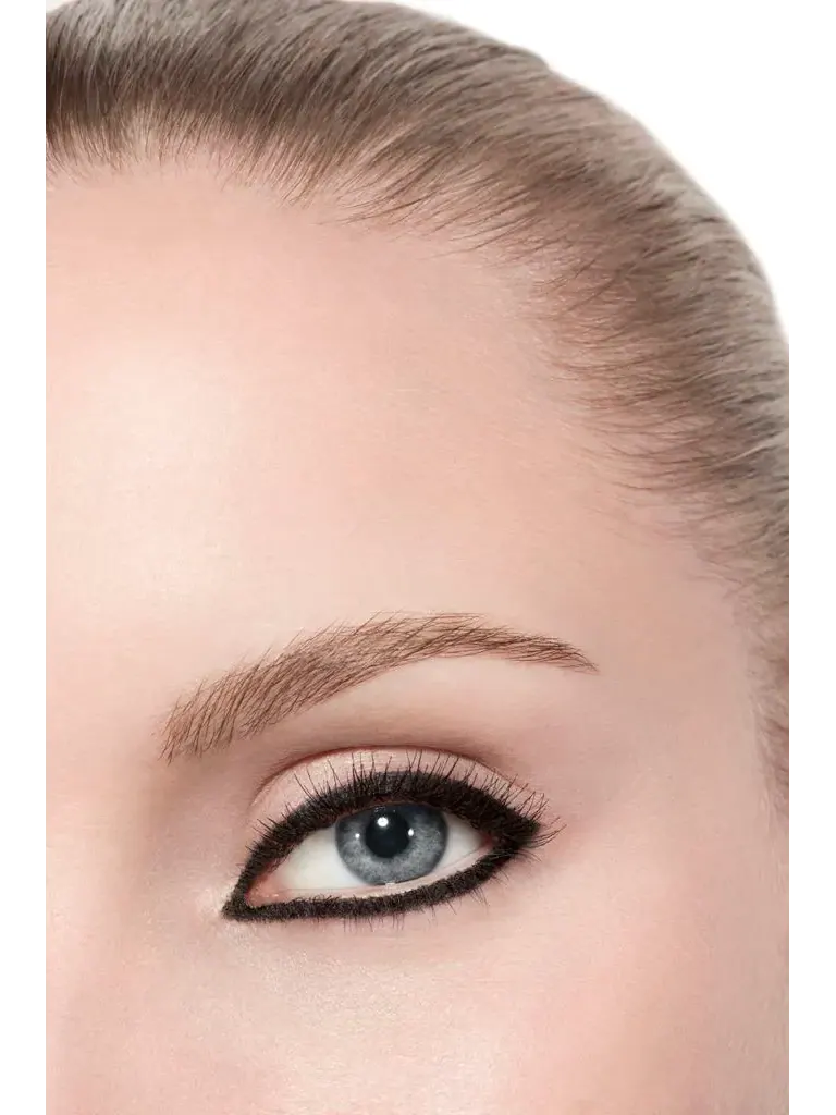Водостойкий карандаш для глаз Chanel Stylo Yeux, 88 noir intense, 0,3 г — изображение 4 из 5