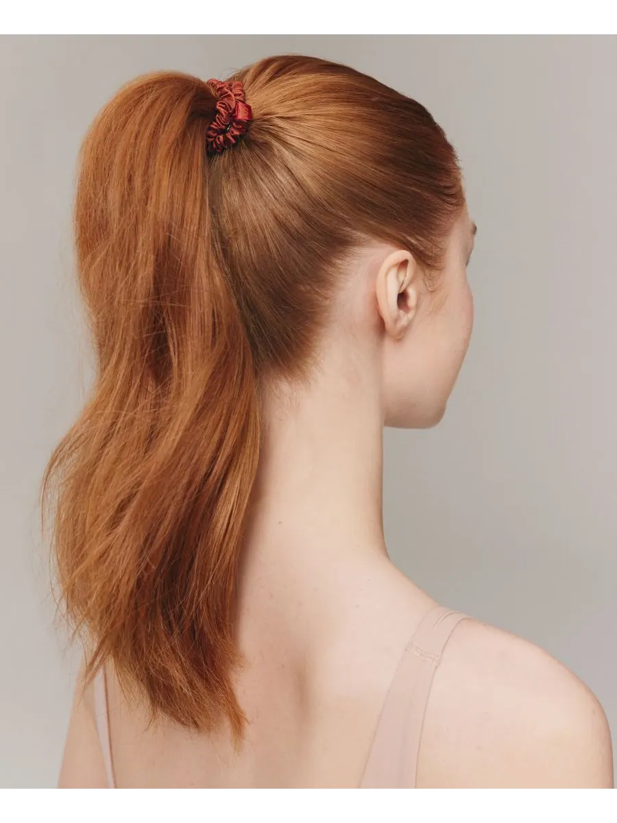 Набор из 4 узких резинок для волос из чистого шелка Back-to-Basics Slip — изображение 5 из 6