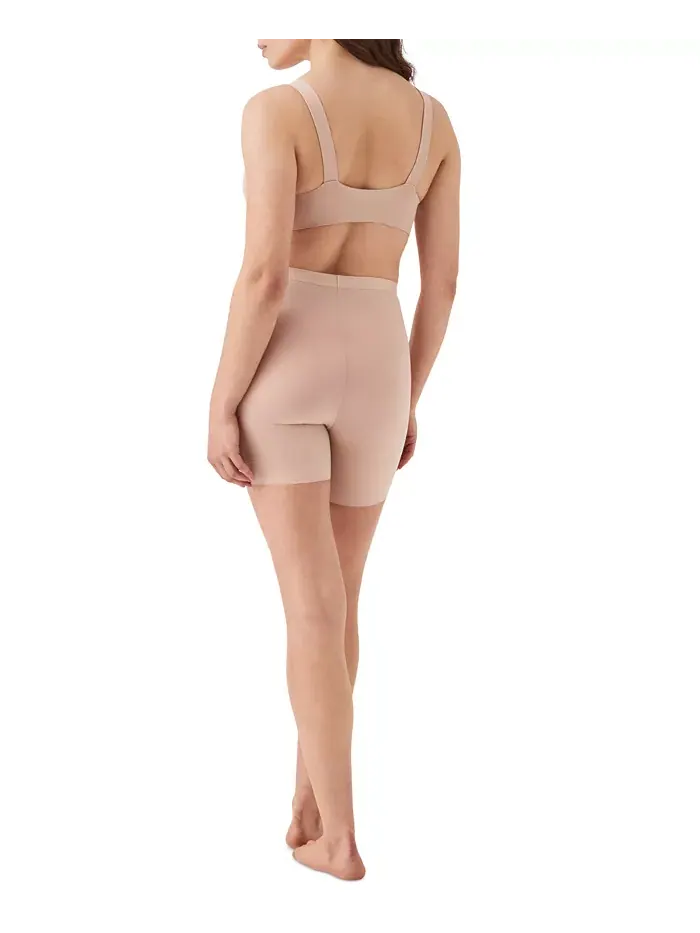 Женские шорты Thinstincts 2.0 с высокой талией до середины бедра SPANX — изображение 5 из 6, бежевый
