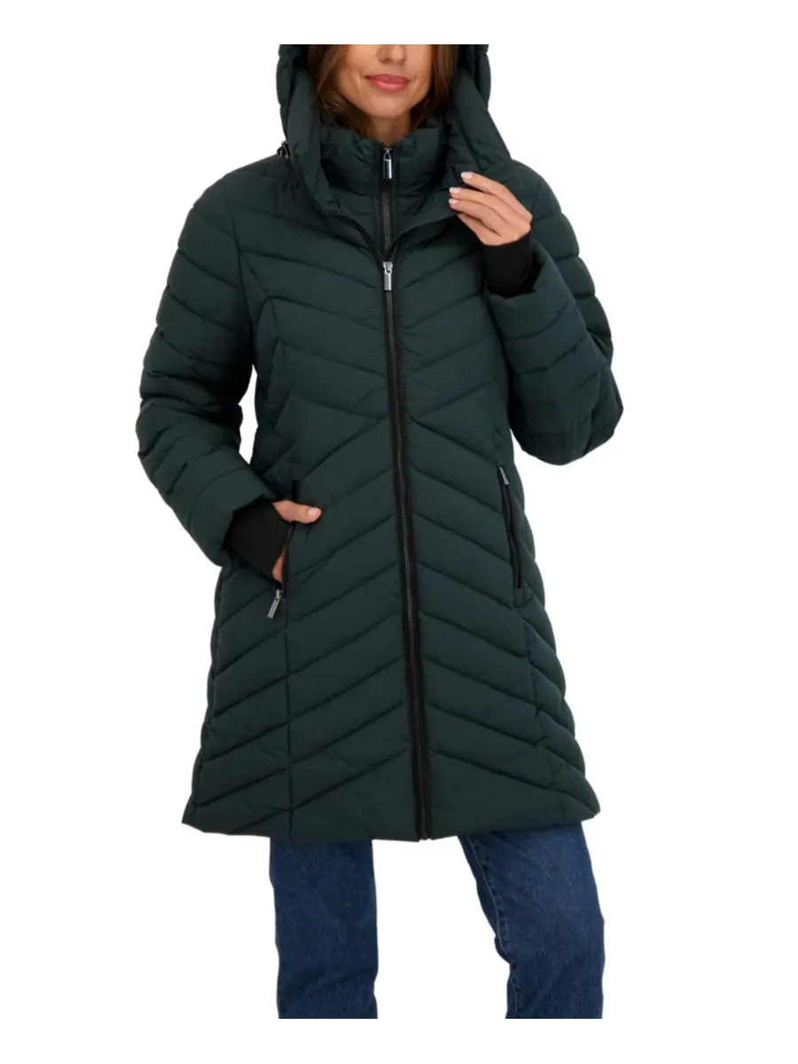 Женская укороченная куртка-пуховик с капюшоном и нагрудником Sebby Collection — изображение 5 из 5, изумруд