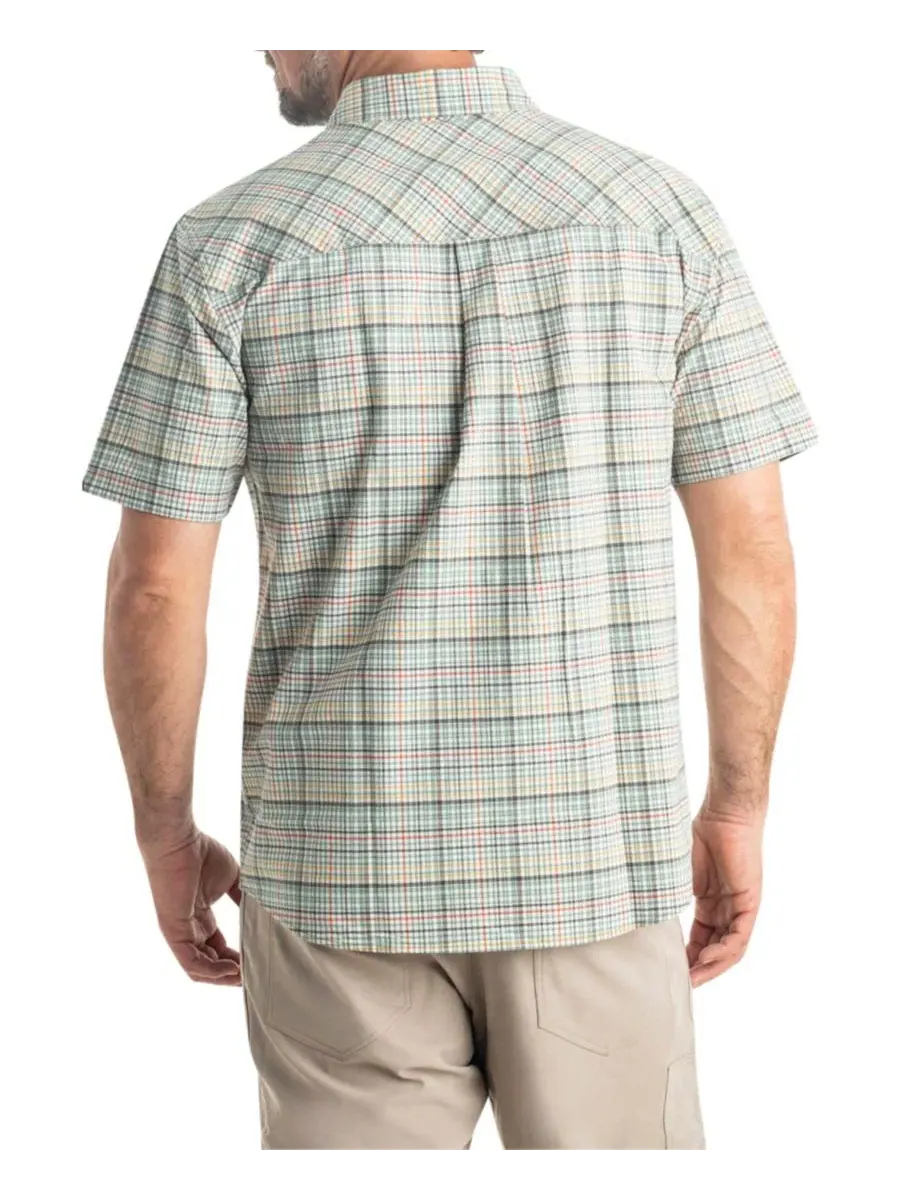 Мужская рубашка с коротким рукавом, принтом, модель Legendary Textured Stretch Woven Plaid — изображение 2 из 6, зеленый