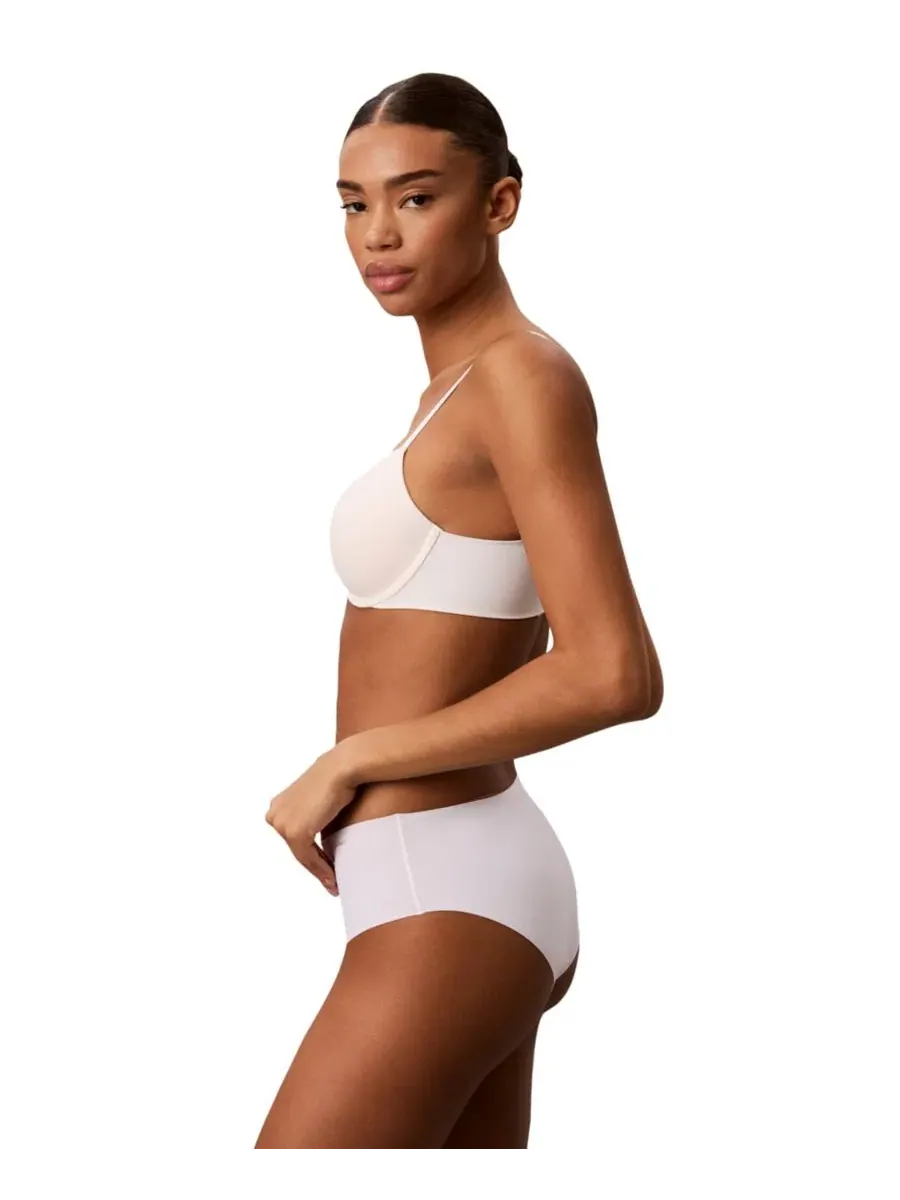 Трусы-слипы женские бесшовные из микрофибры с высокой посадкой Calvin Klein — изображение 4 из 7, классический белый
