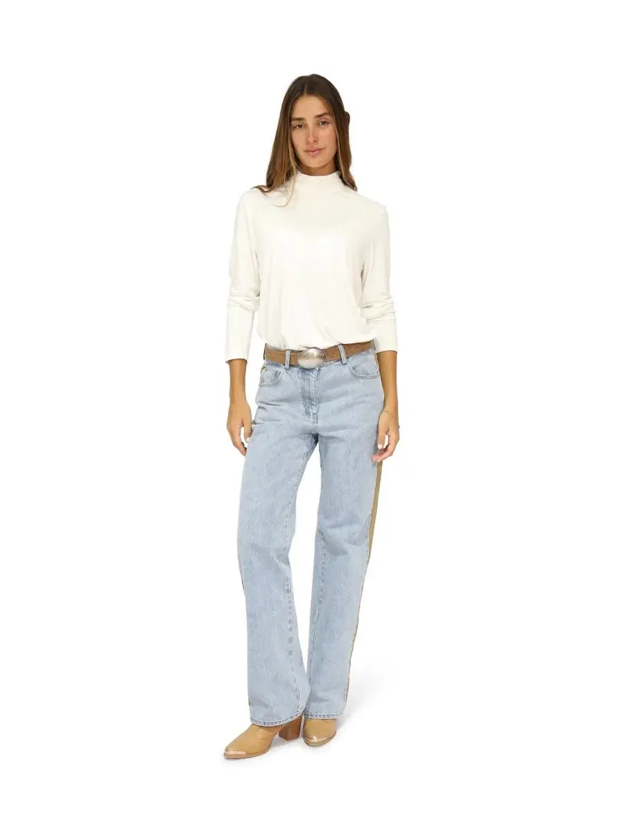 Женский лонгслив с рулонным воротником Easy Love Long Sleeve Top Belle & Bloom — изображение 4 из 5, белый