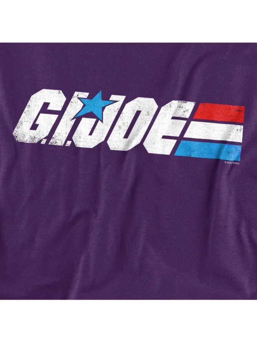 Футболка с принтом G.I. Joe Distressed Logo Hasbro+ — изображение 2 из 3, фиолетовый