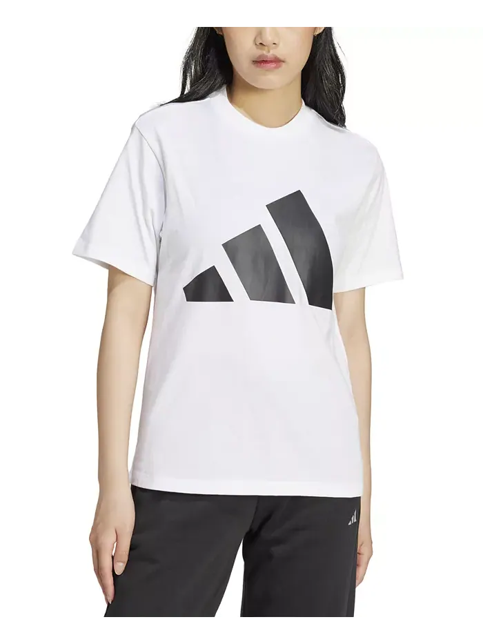 Женская хлопковая футболка Essentials с крупным логотипом adidas — изображение 1 из 5, белый