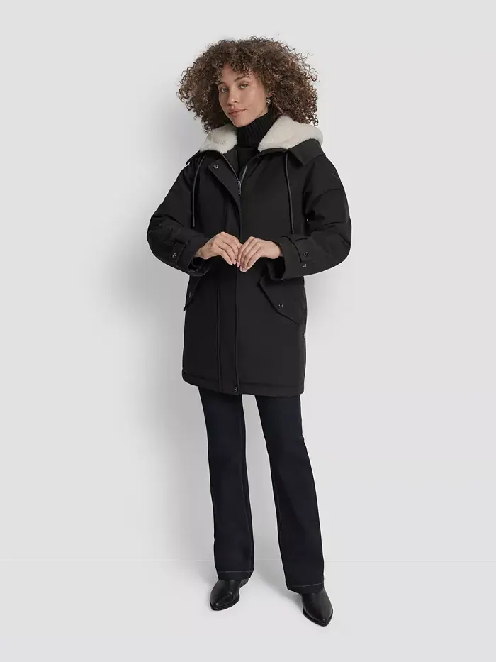 Женское пальто Softshell с капюшоном и подкладкой из искусственного меха DKNY — изображение 4 из 6, черный