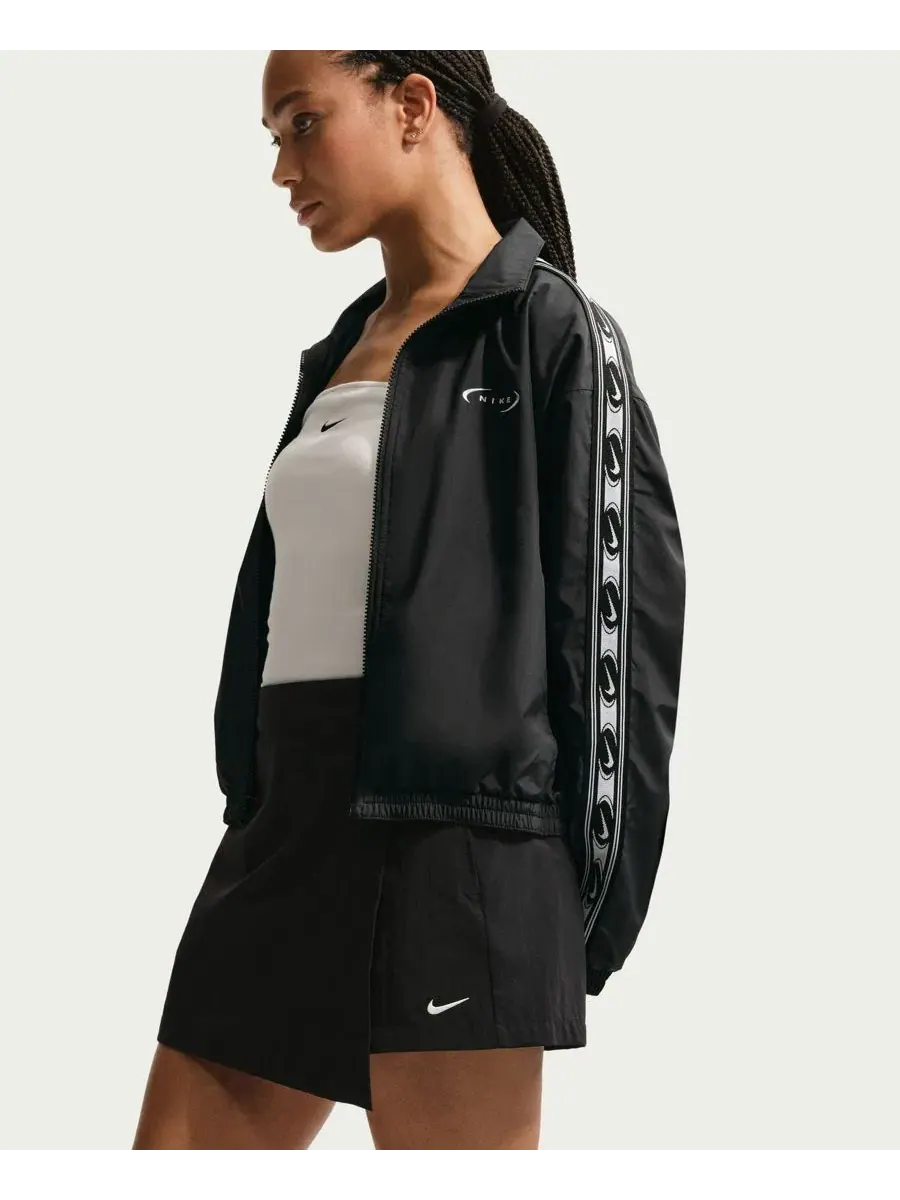 Женская куртка свободного кроя с воротником-стойкой на молнии спереди Nike — изображение 3 из 5, черный