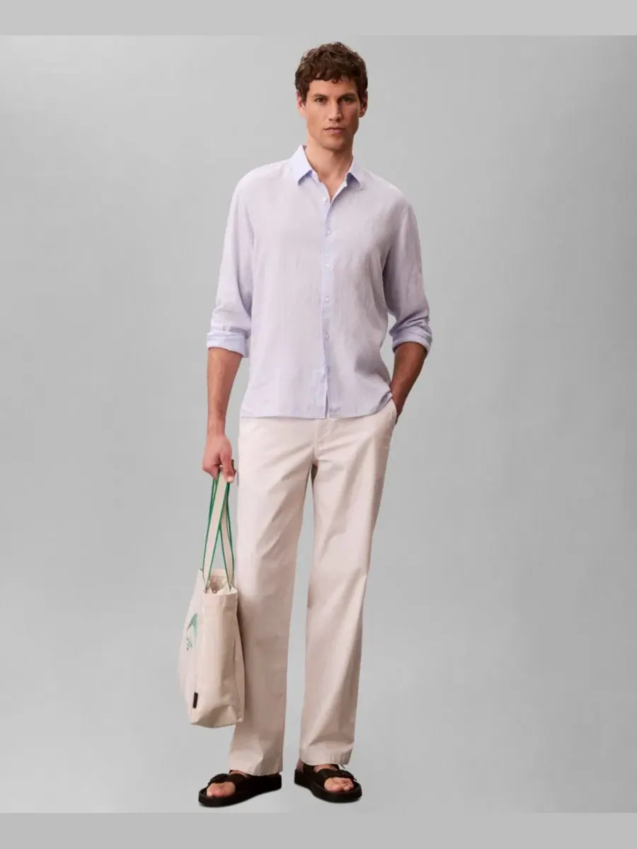 Мужская однотонная рубашка из льняной смеси Calvin Klein — изображение 2 из 5, ирис