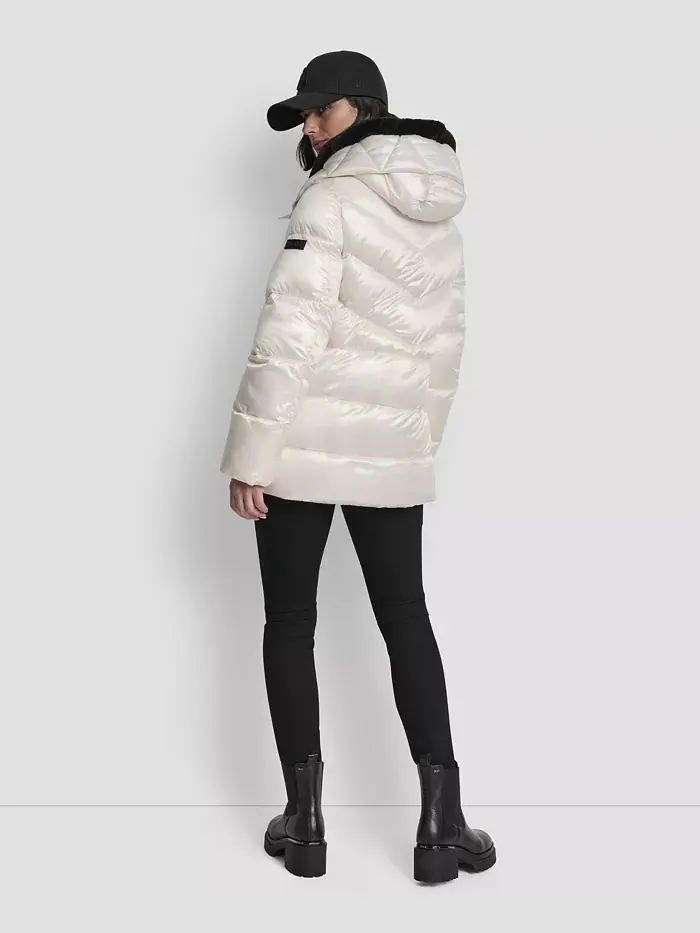 Женское стеганое пальто Shine с капюшоном DKNY — изображение 8 из 8, серебристый