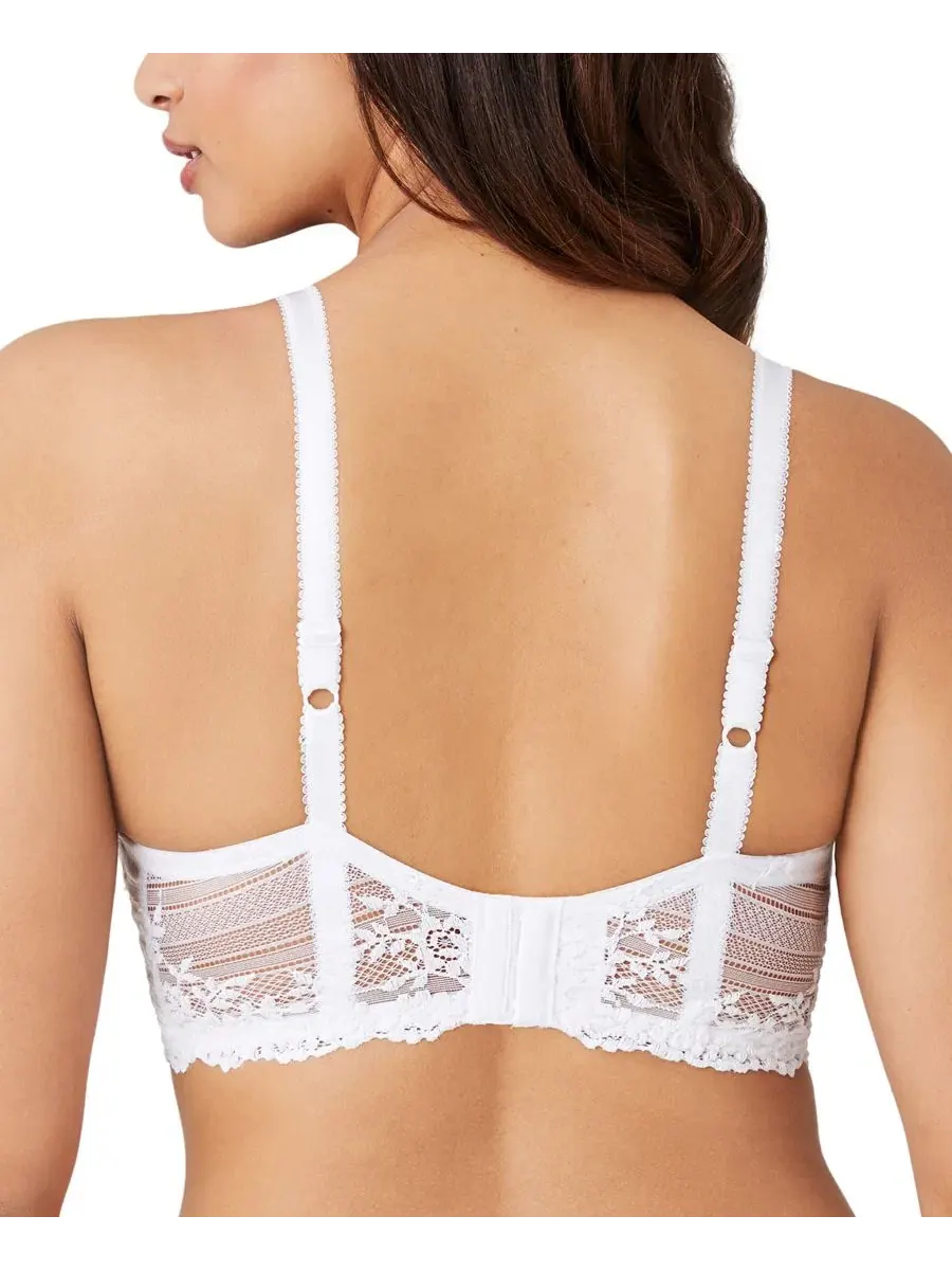 Комплект бюстгальтера и трусов с вышивкой Embrace Lace Wacoal — изображение 4 из 6, белый