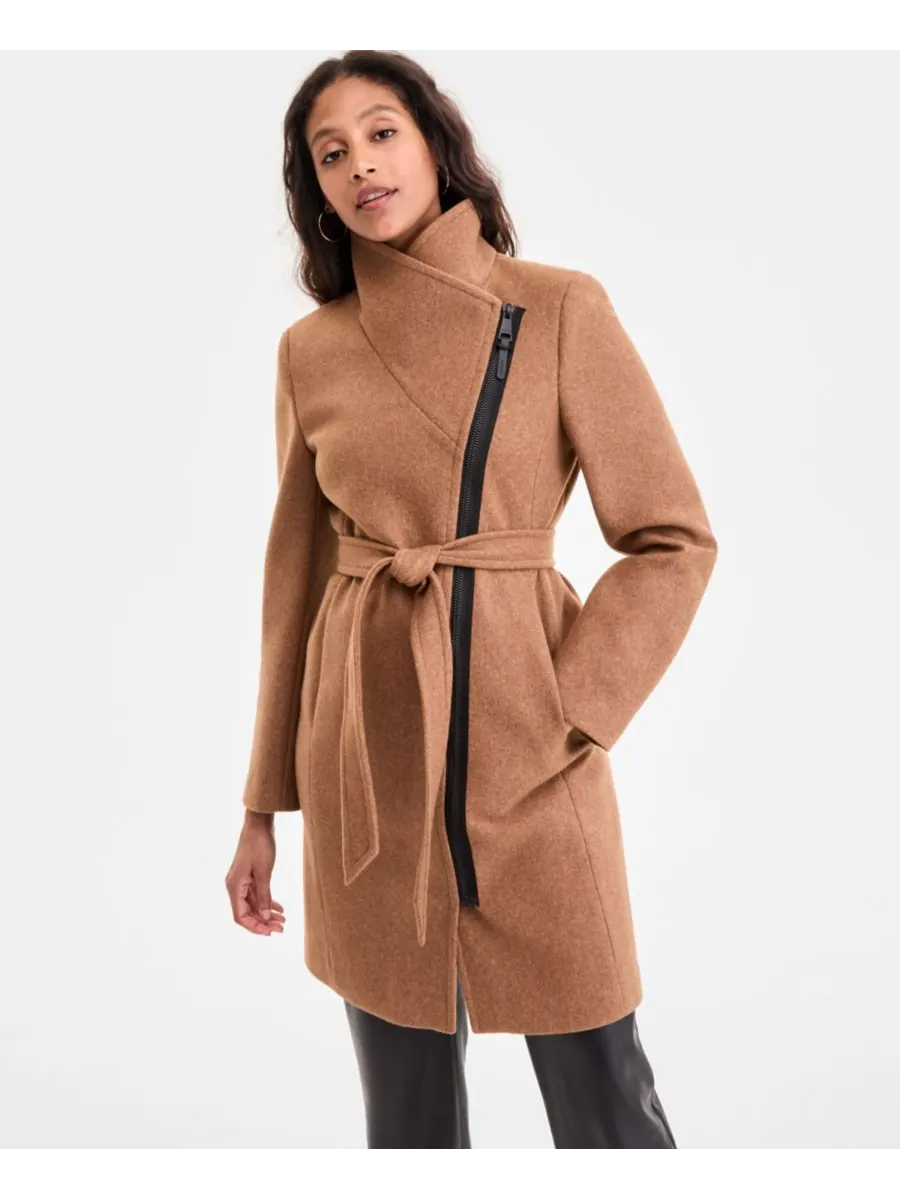 Женское асимметричное пальто с застежкой-молнией спереди и поясом DKNY