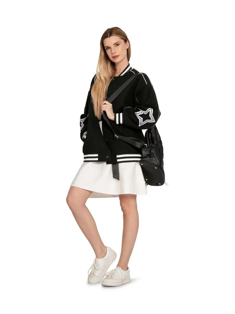 Женская песня "Hold Me Close" и "Letterman Bomber" Belle & Bloom — изображение 4 из 6, черный