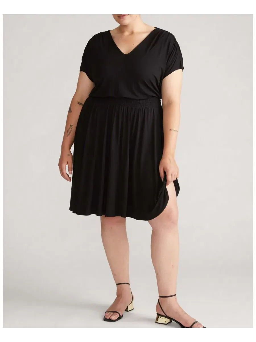 Женское платье Minetta Liquid Jersey Universal Standard — изображение 1 из 4, черный