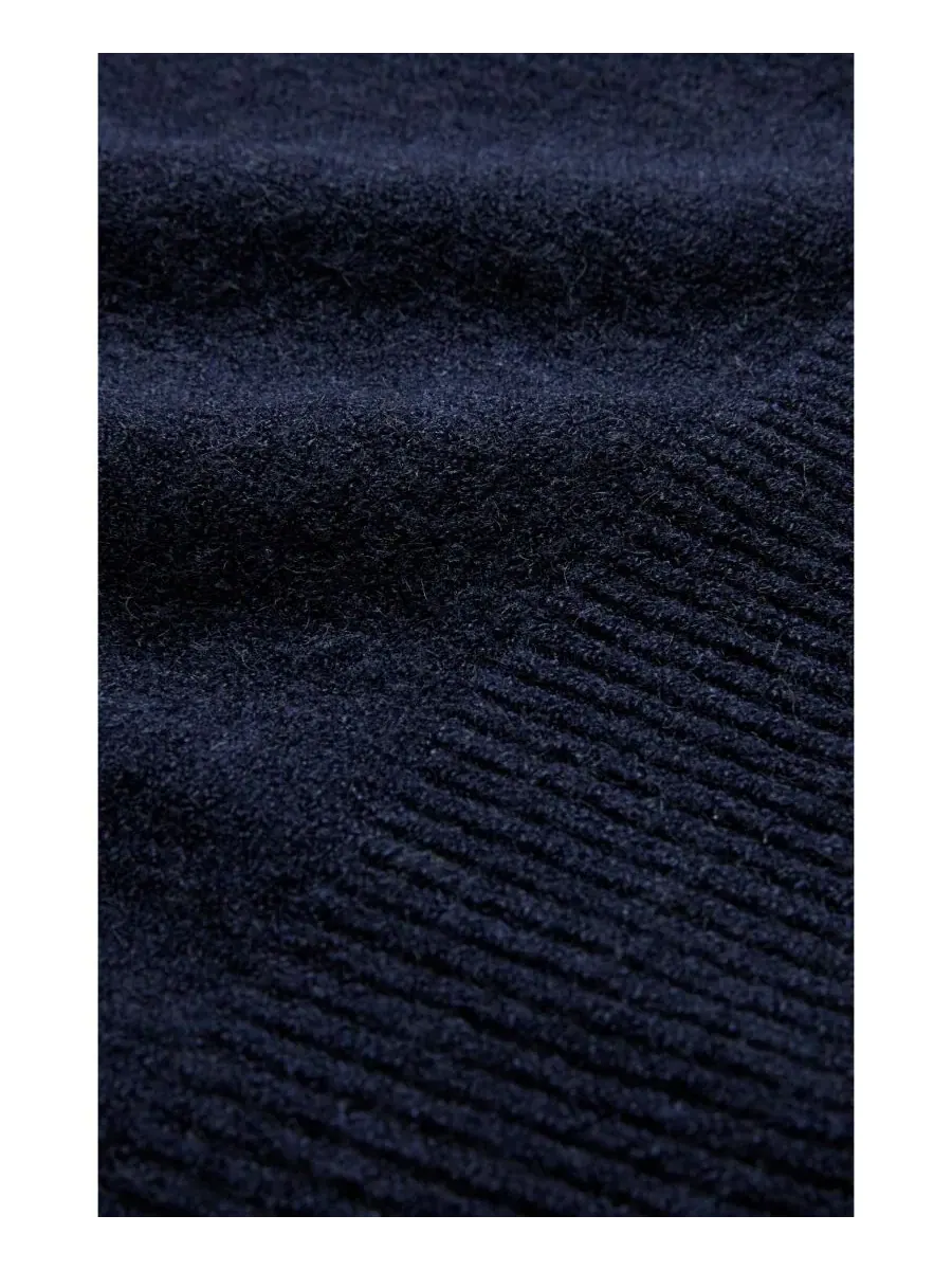 Свитер с воротником-хомутом Alpaca Silk Blend Crew Neck Celtic & Co. — изображение 5 из 6, темно-синий